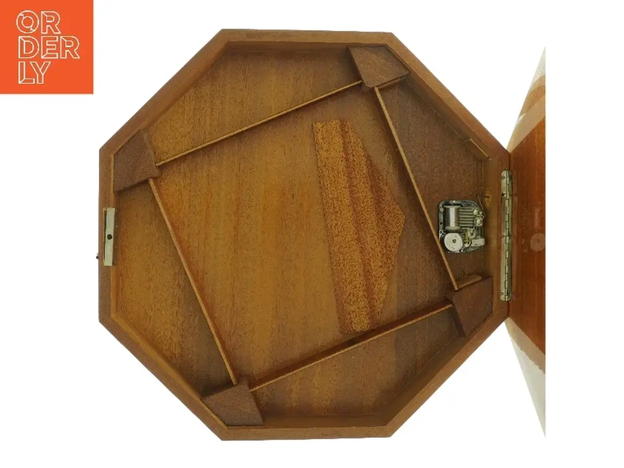 Billede 3 - Sengebord med spilledåse (str. HB: 51,5x42 cm )