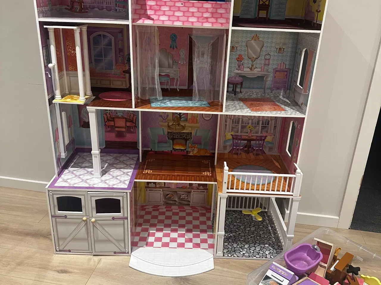 Billede 3 - Stort Barbie hus 