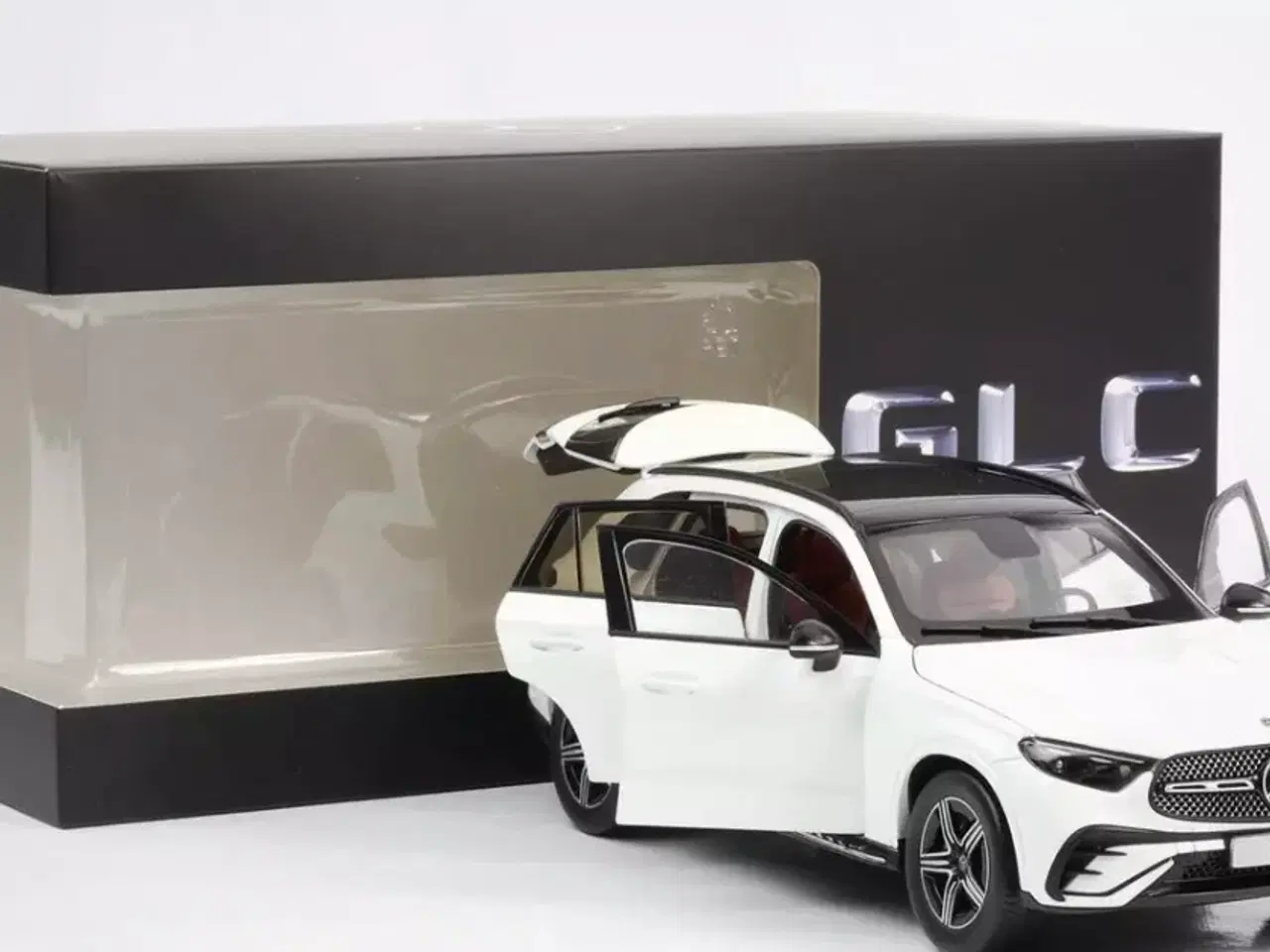 Billede 8 - 1:18 Mercedes GLC AMG Line X254 2023