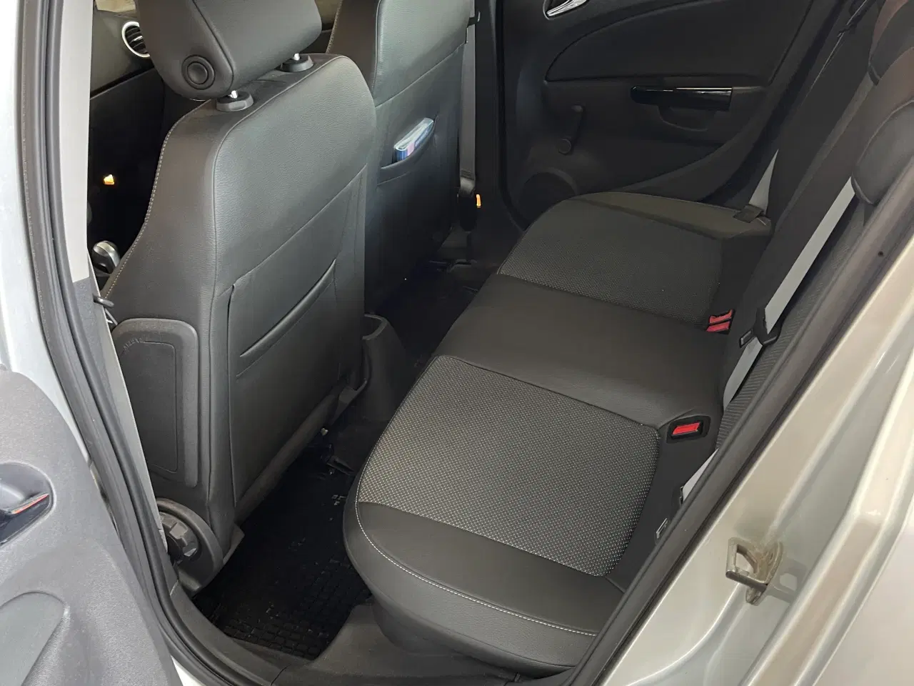Billede 8 - 1 Ejers Opel Corsa Automatik