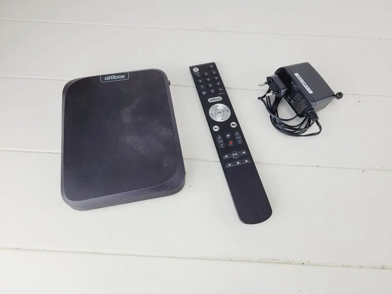 Billede 3 - ⭐️ Altibox router og fjernbetjening