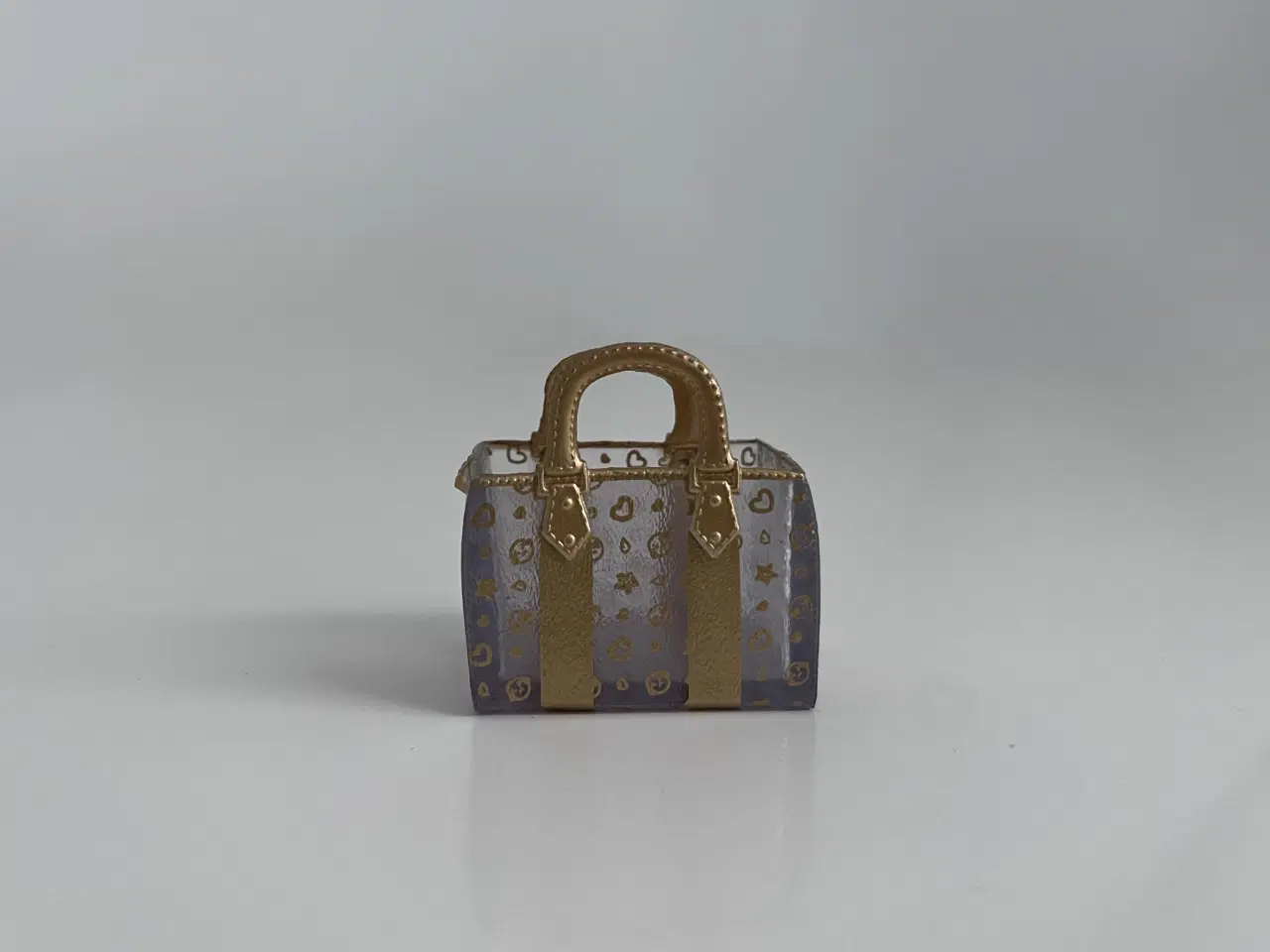 Billede 5 - L.O.L. Surprice Dukke inkl.tøj, sko, taske og krus