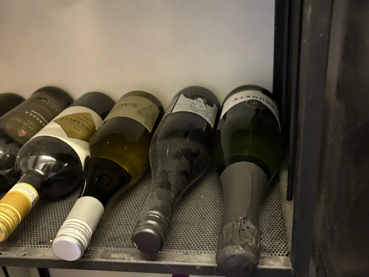 Billede 3 - Vinreol - specialfremstillet i stål.