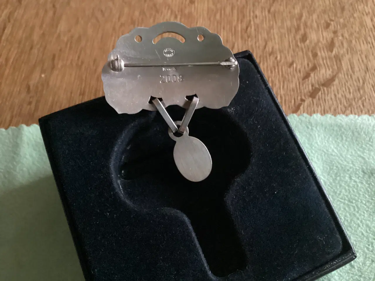 Billede 4 - Georg Jensen Sølvbroche m/grøn sten og gul vedhæng