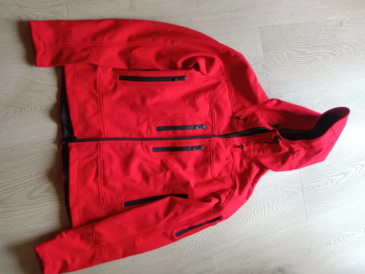 Billede 2 - Jakke og veste str small/medium/ large 