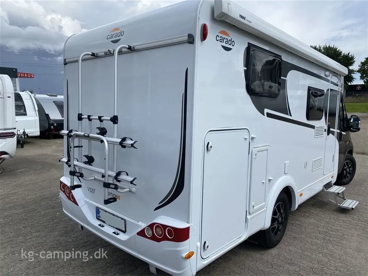 Billede 2 - 2022 - Carado V337 "15 Edition"   Ekstrem velholdt autocamper