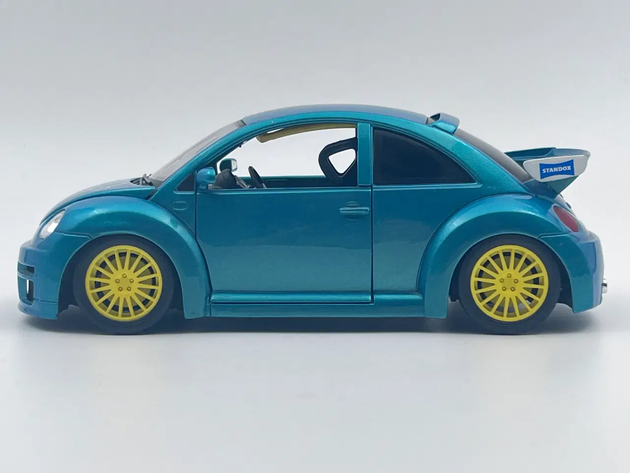 Billede 2 - 1999 VW New Beetle RS / RSI 1:18  Limited Edition 