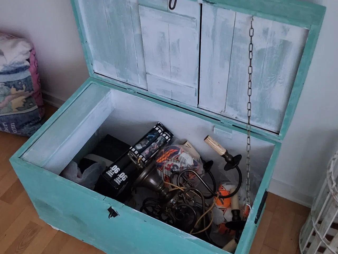 Billede 4 - En smuk antik dragkiste