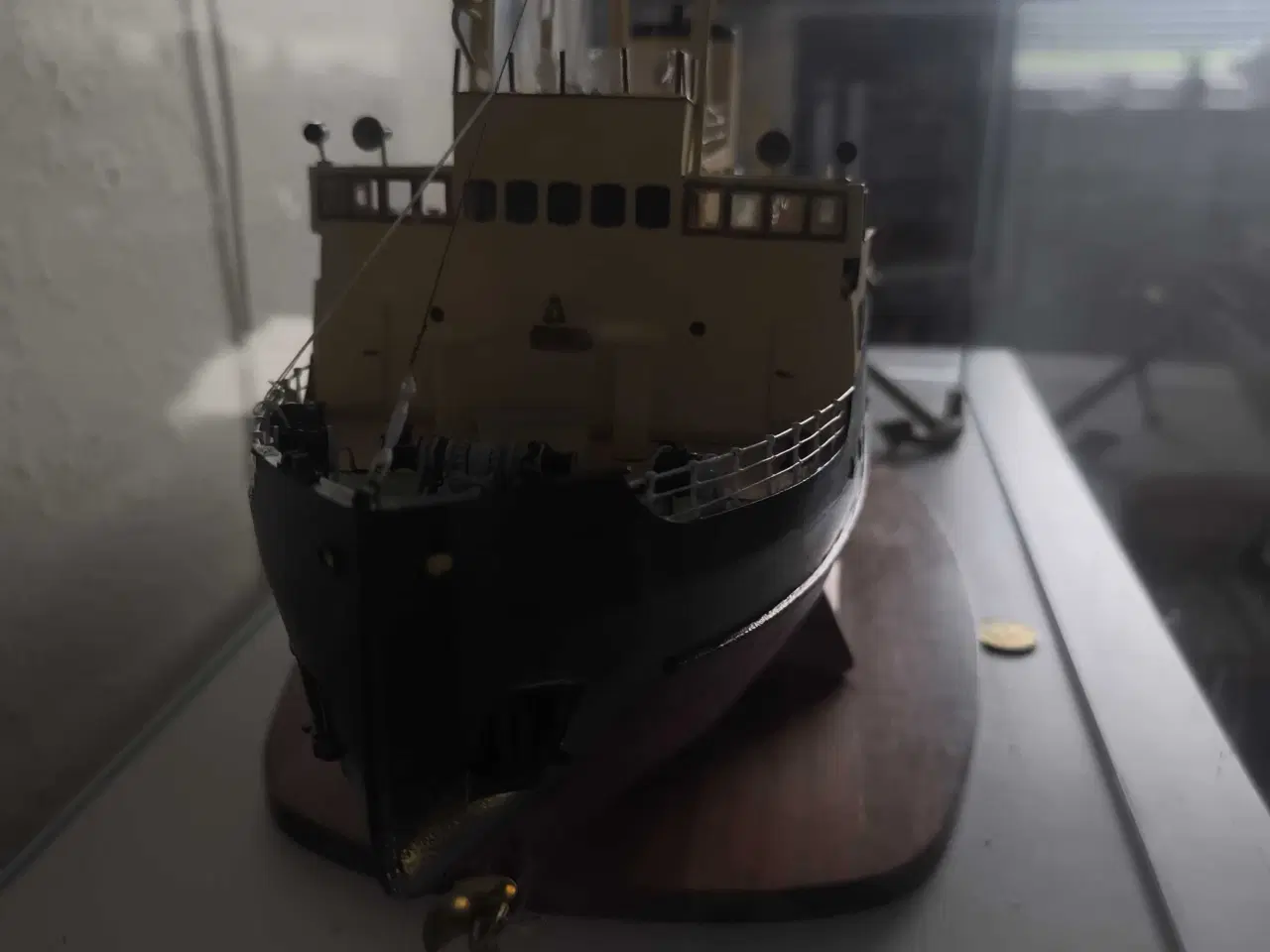 Billede 2 - Elbjørn Skibsmodel Træ Sort og Grøn