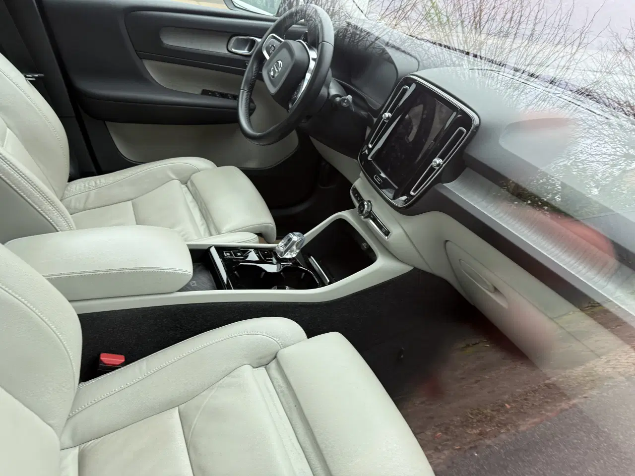 Billede 2 - Volvo XC40 T4 Inscription ReCharge ALT i Udstyr 