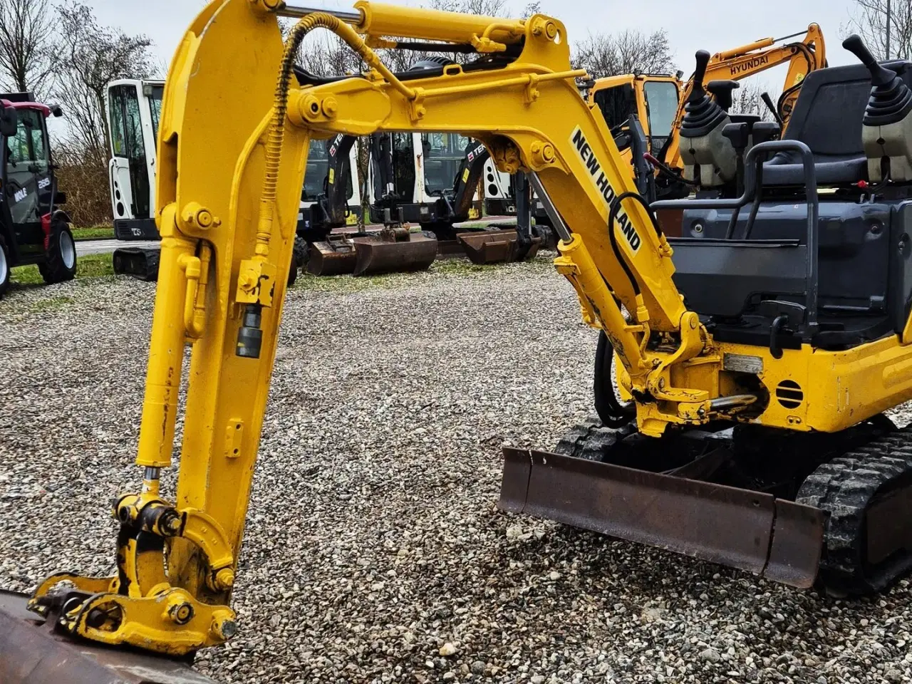 Billede 4 - New Holland E9 SR / 2900 timer / med skovlsæt / pæn stand