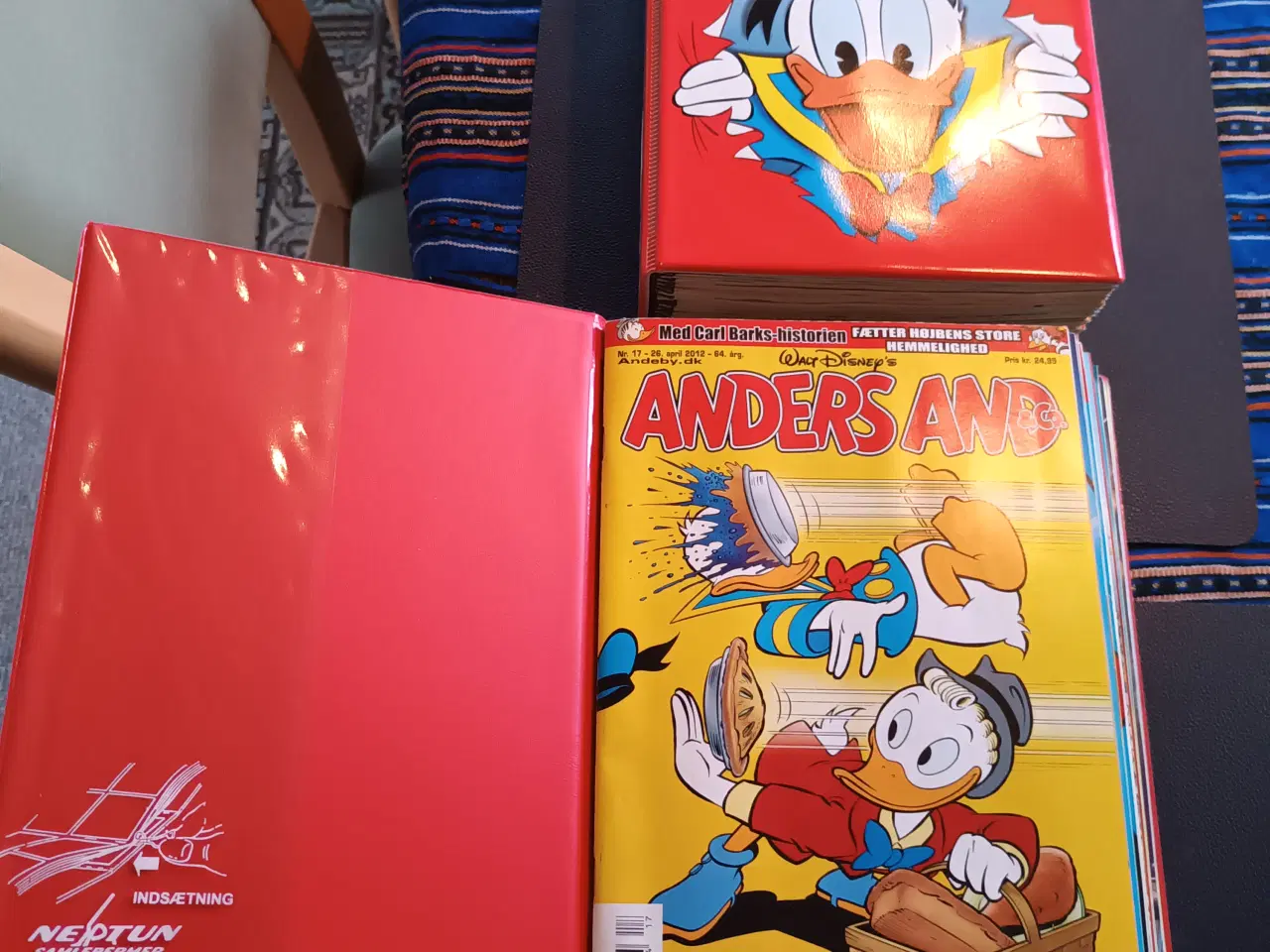 Billede 1 - Anders And blade i samleholder ca. ½ årgang i hver