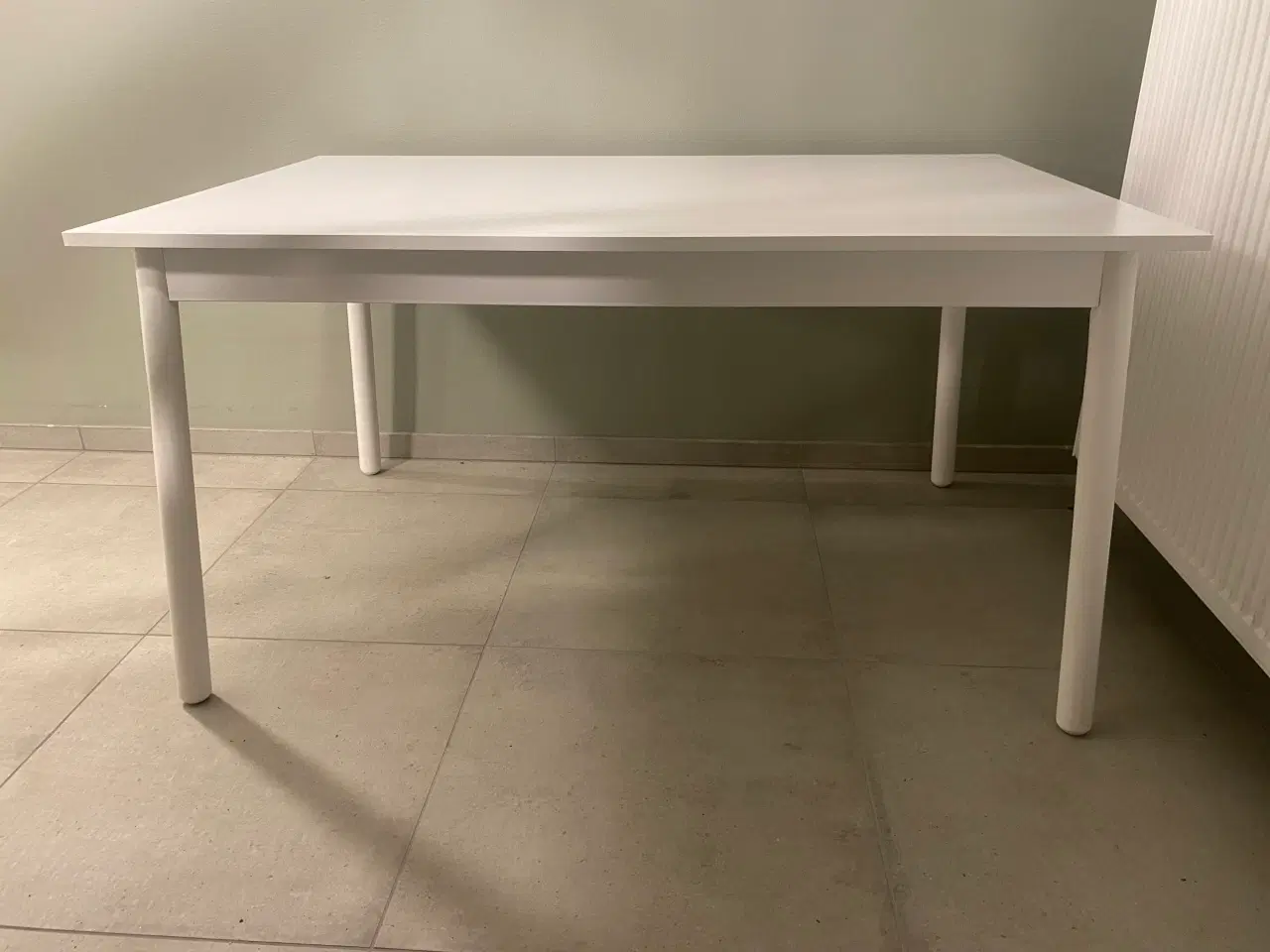 Billede 4 - KINNA Spisebord fra Jotex