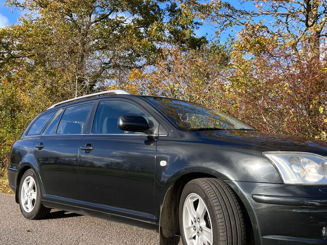 Billede 2 - Rigtig fin Toyota avensis med automatgear