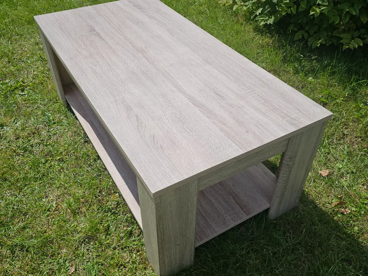 Billede 2 - Sofabord i Laminat – God Stand