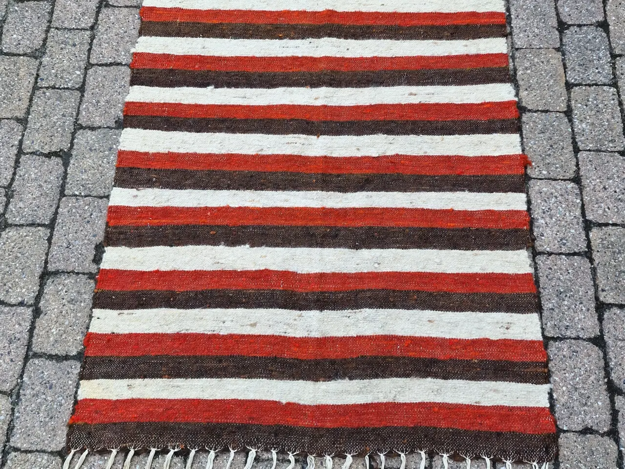 Billede 1 - Sød lille vintage kelim tæppe.