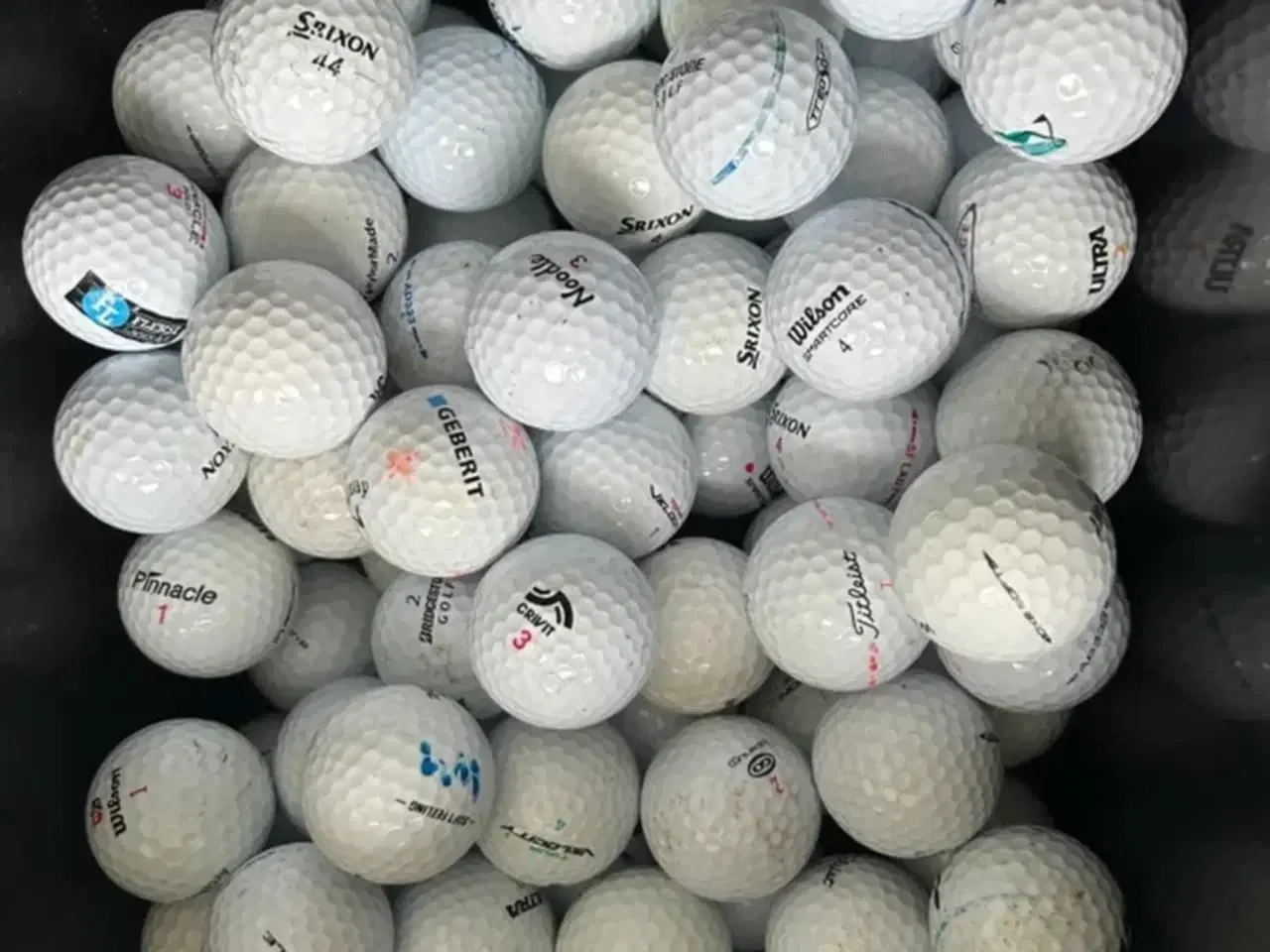 Billede 1 - Blandede golfbolde min. 100 stk.