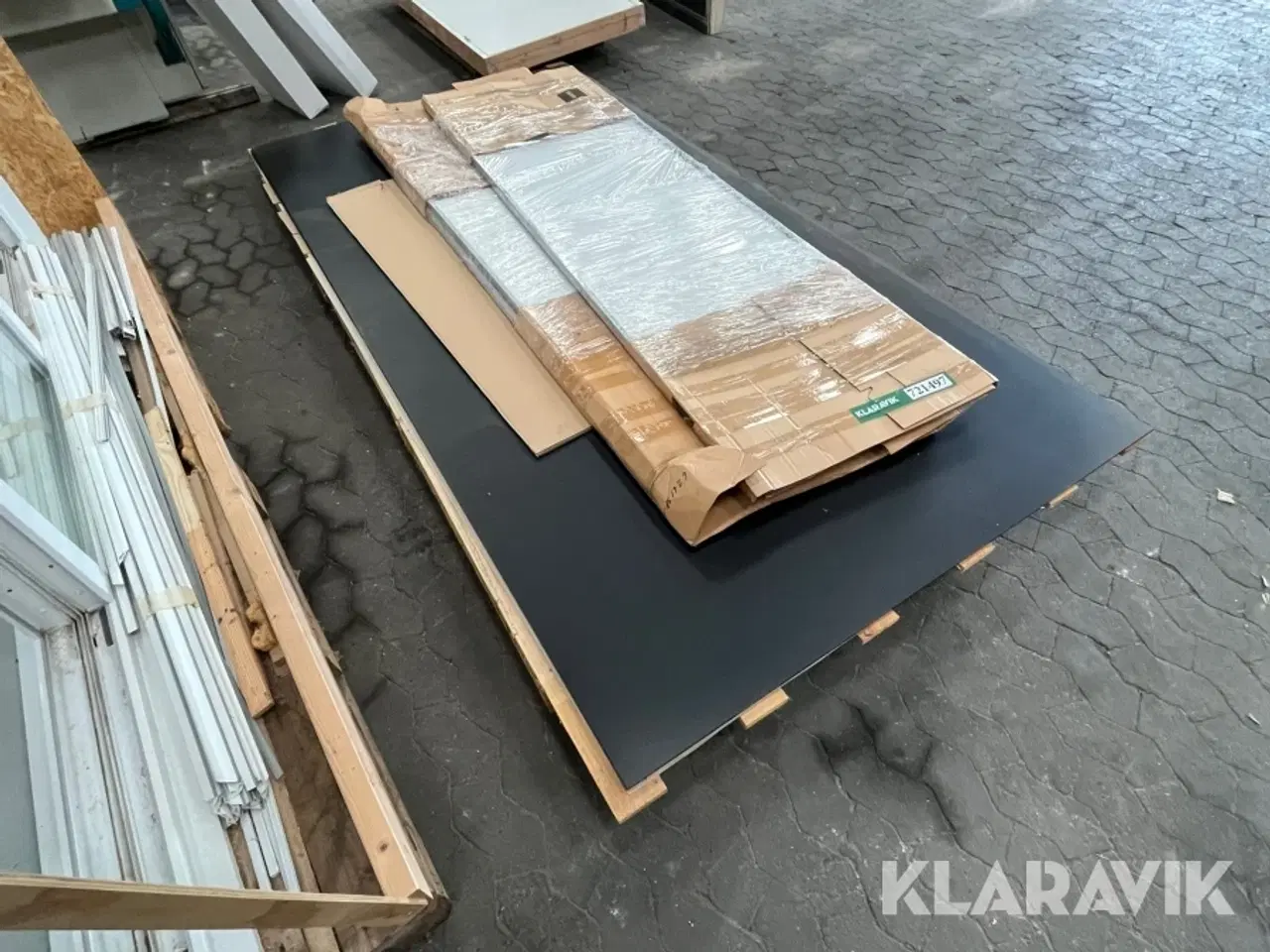Billede 5 - Lot - Fiberplader, plader til gulvvarme og skydelåger ekskl. Skinner