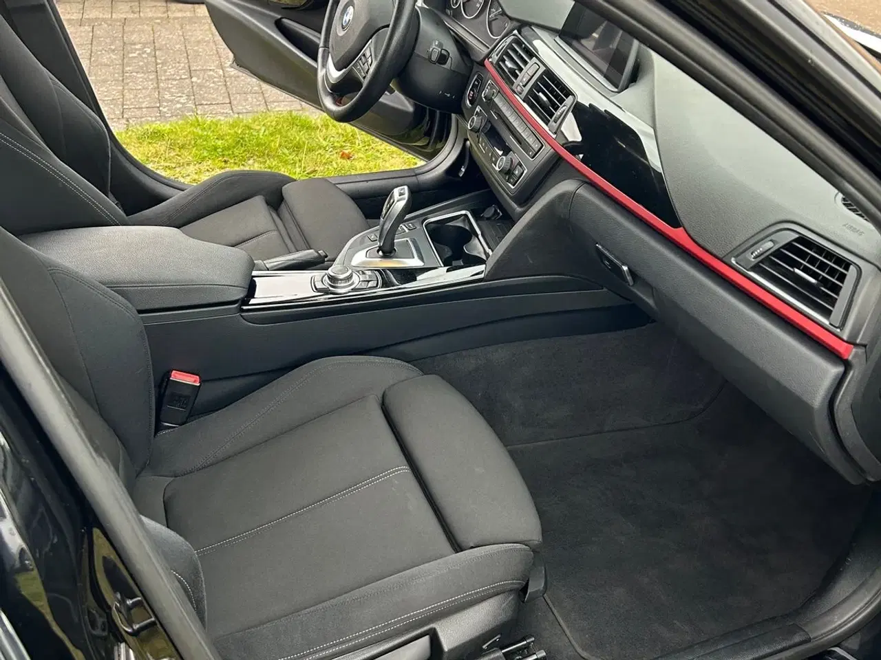 Billede 9 - BMW 320d 2,0 Touring Sport Line aut.