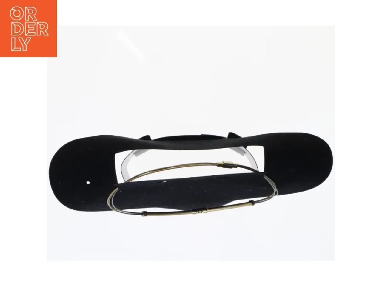 Billede 2 - Guldfarvet halskæde med vedhæng (str. 42 cm)