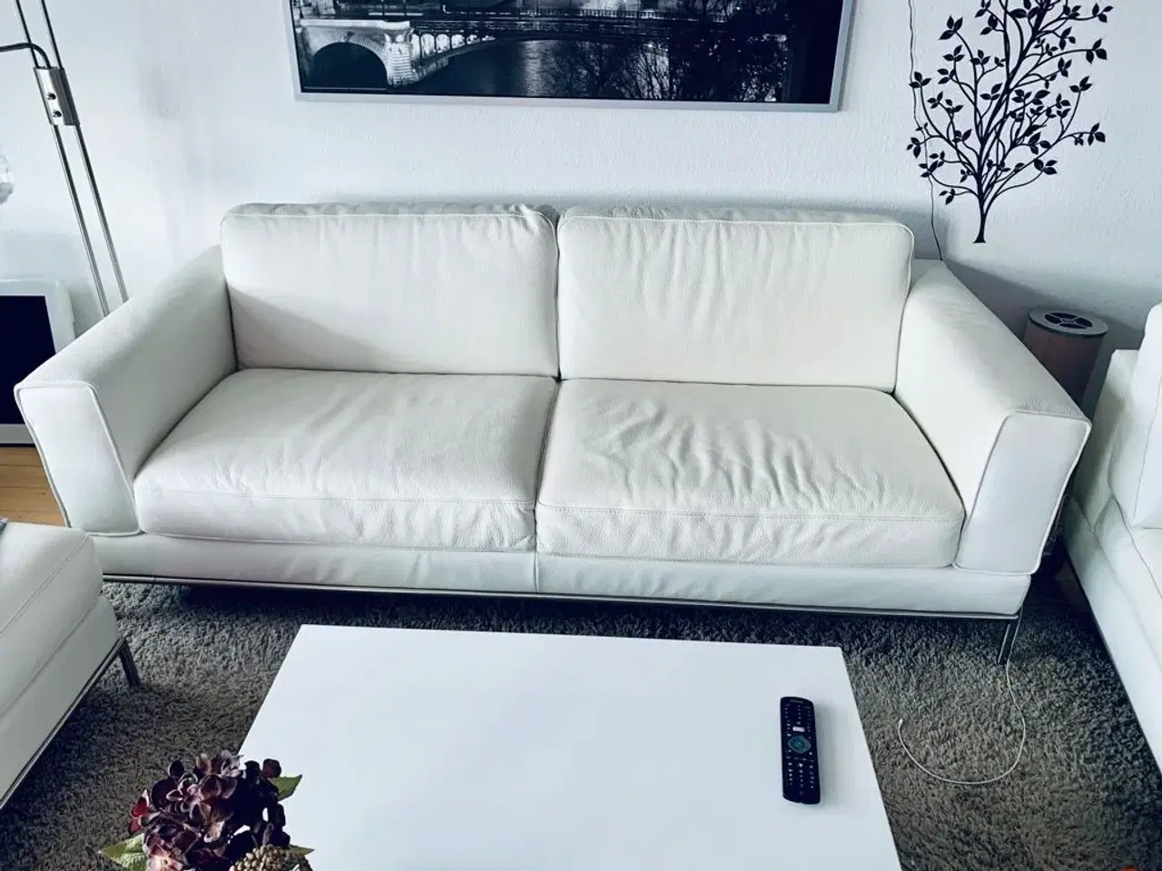Billede 3 - Hvid lædersofa med chaiselong