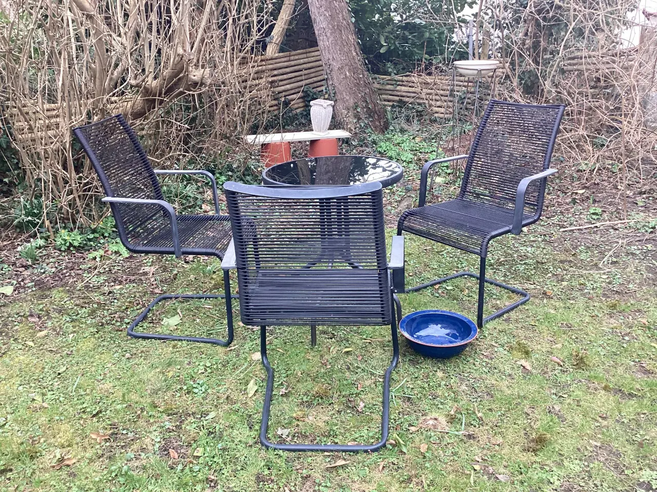 Billede 3 - Havestole og rundt bord Ikea VäSman