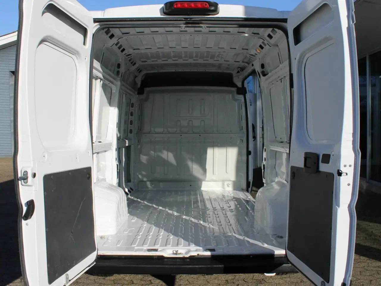 Billede 8 - Fiat Ducato 33 2,2 MJT 140 Kassevogn L2H2 Pro+