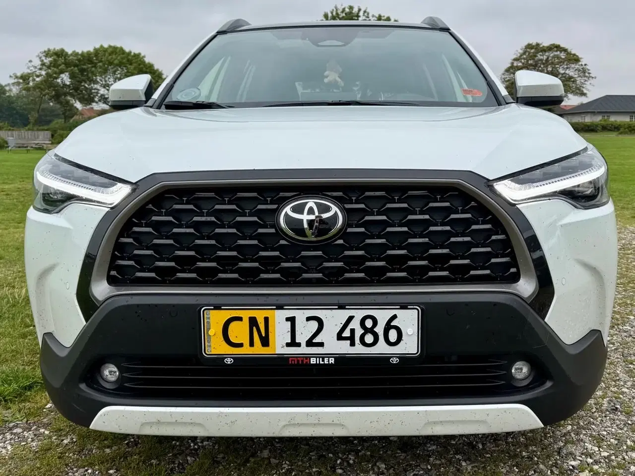 Billede 2 - Toyota Corolla Cross 2,0 Hybrid Elegant CVT Van