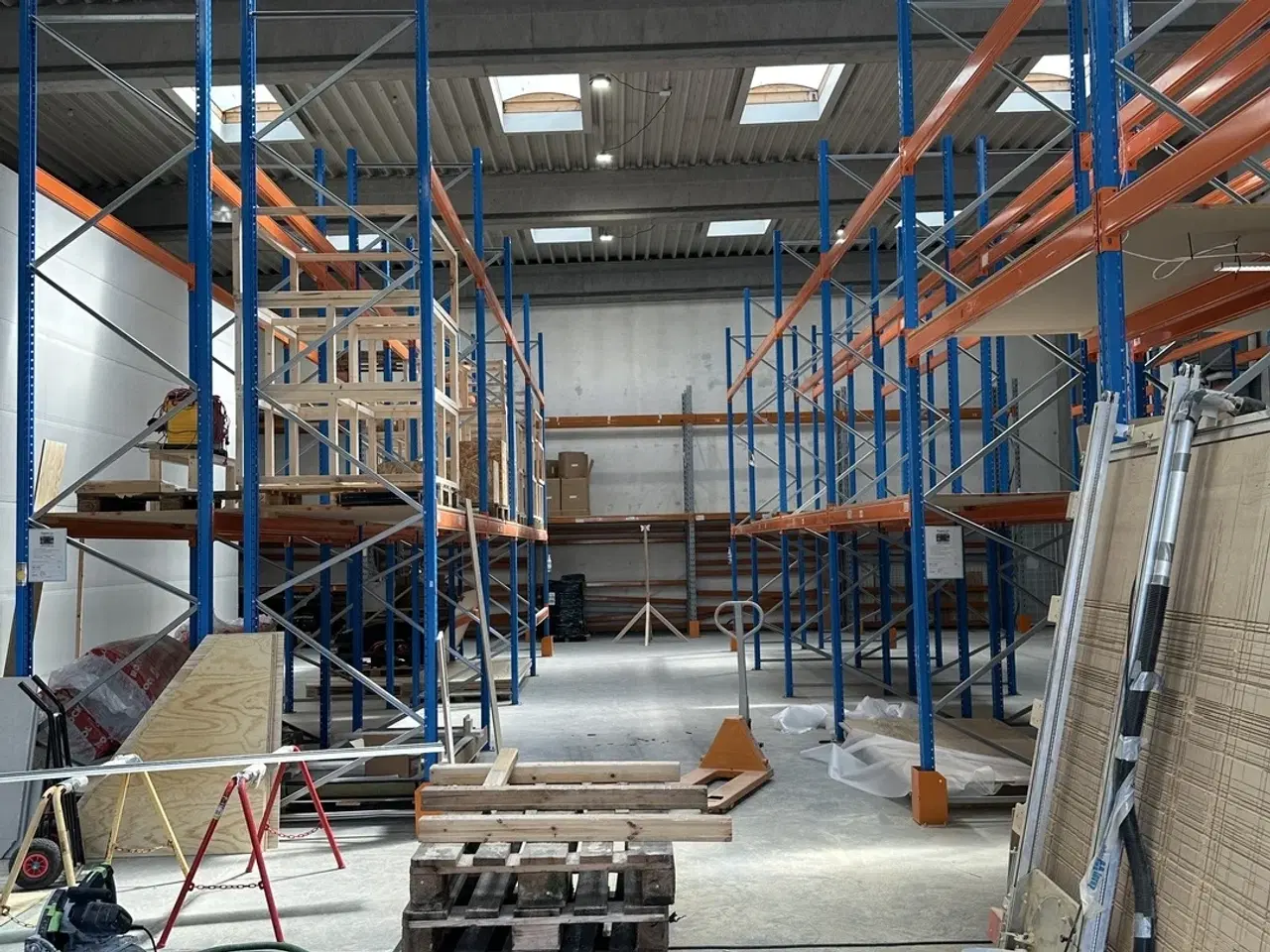 Billede 9 - 450 m2 højlager til leje centralt i Skovlunde