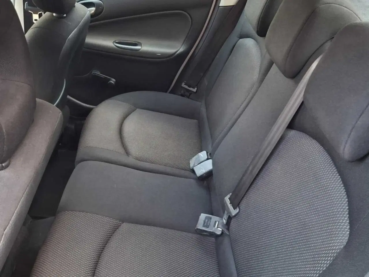 Billede 7 - Solid og billig Peugeot 207 sægles