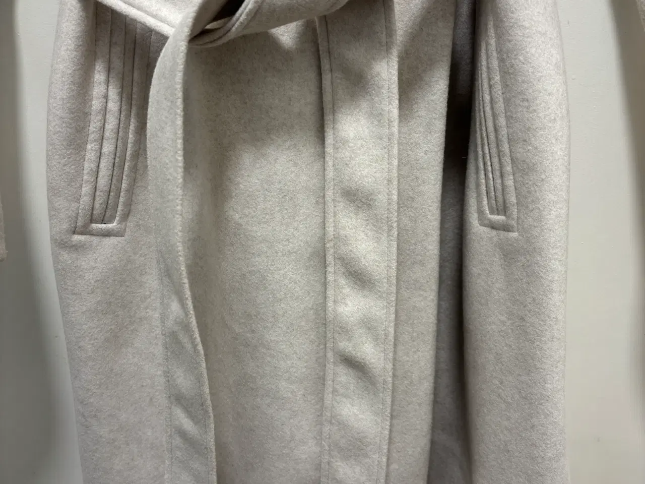 Billede 4 - Zara Soft Hoodie Coat – Str. L