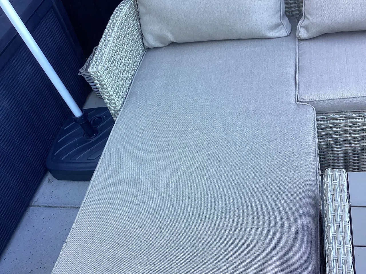 Billede 2 - Have sofasæt natur polyrattan