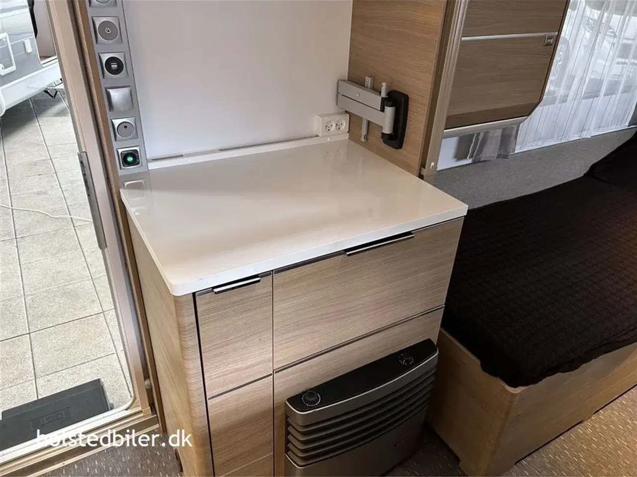 Billede 10 - 2019 - Adria Adora 572 UT   Enkeltsenge og ende bad/wc