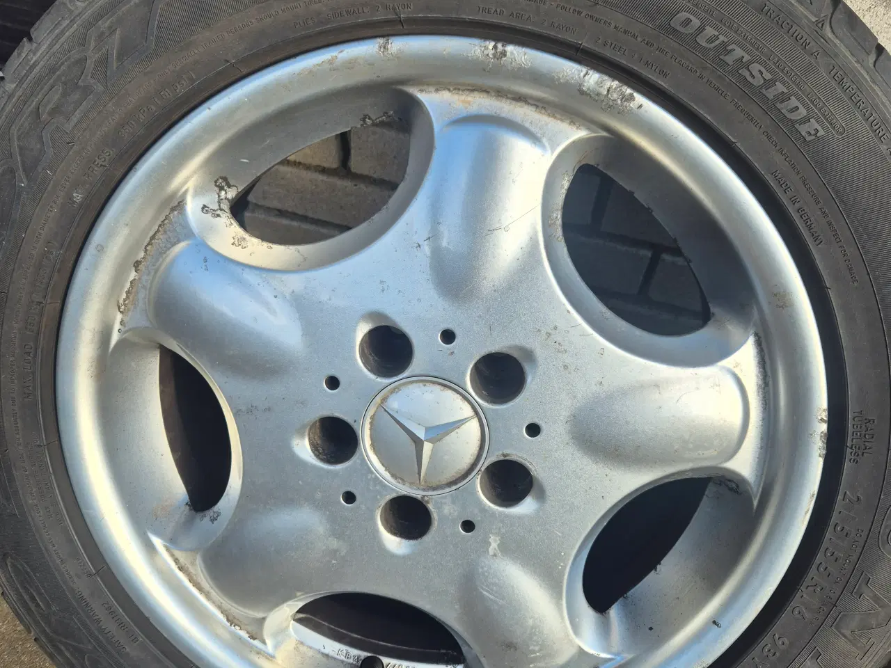 Billede 4 - 16" merceded fælge med dæk