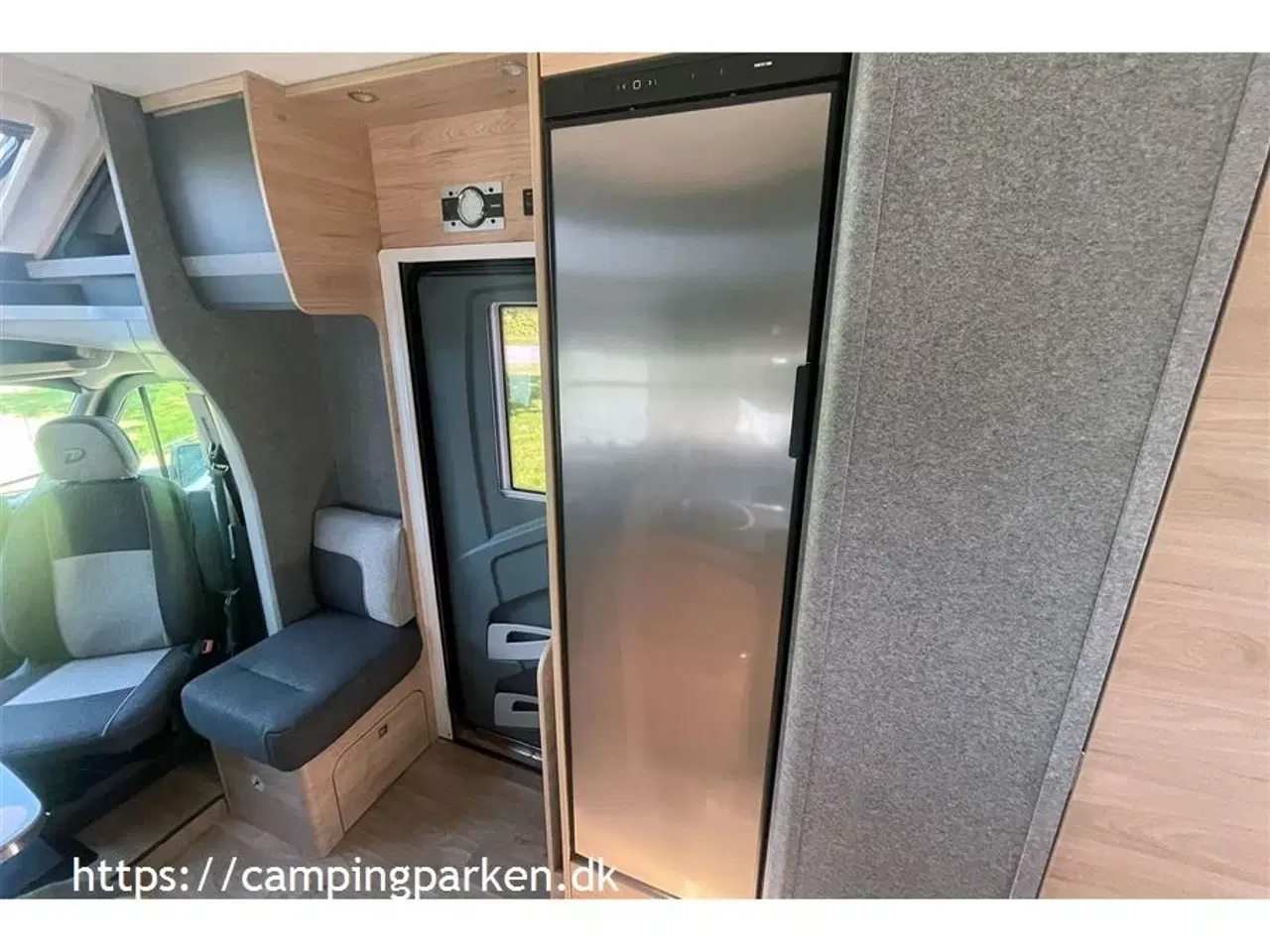 Billede 10 - 2024 - Dethleffs Just GO T7055 EB AUT. Lækker Dethleffs autocamper med enkeltsenge, automatgear og masser af udstyr