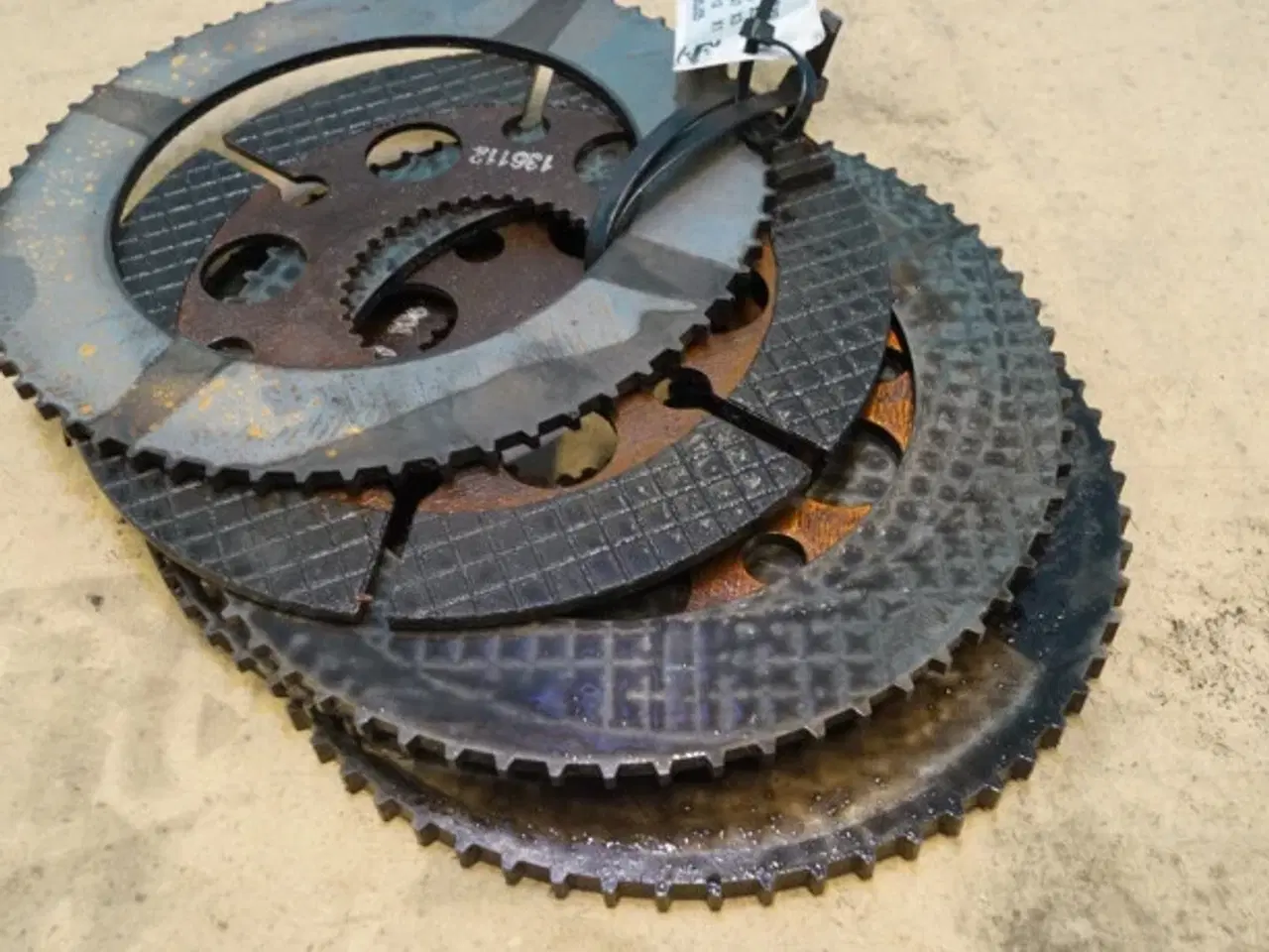 Billede 16 - Hydrema 906B Bremseskive sæt