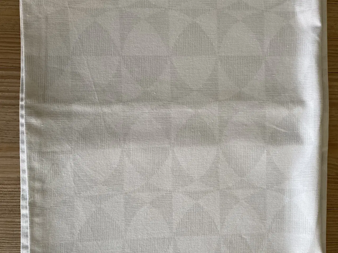 Billede 3 - Dug til spisebord 