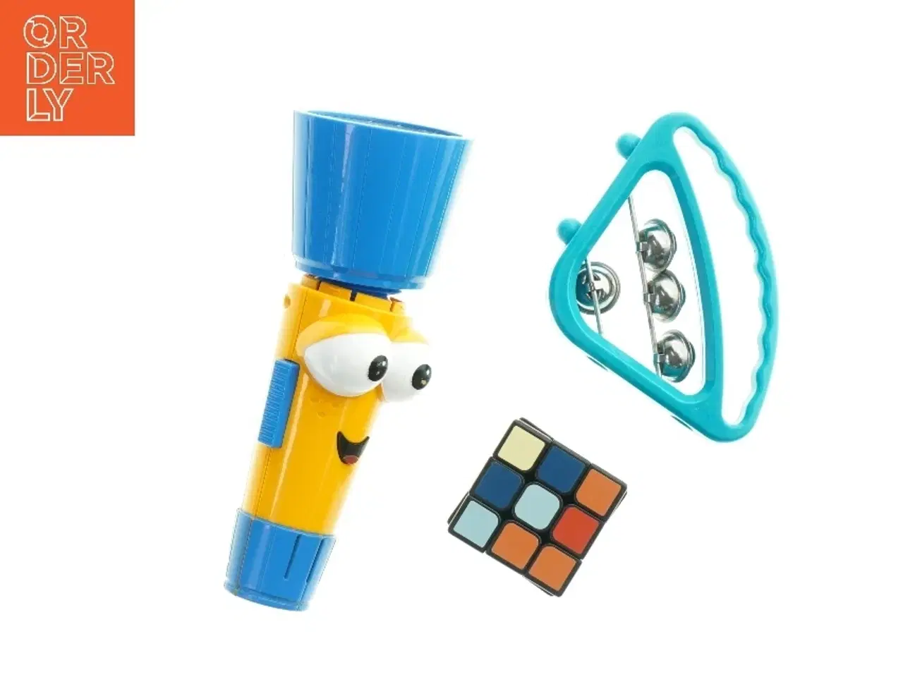 Billede 3 - Legetøjssæt med Rubiks terning, rangle og teleskop (str. 22 x 8 cm. 5 x 5 cm)