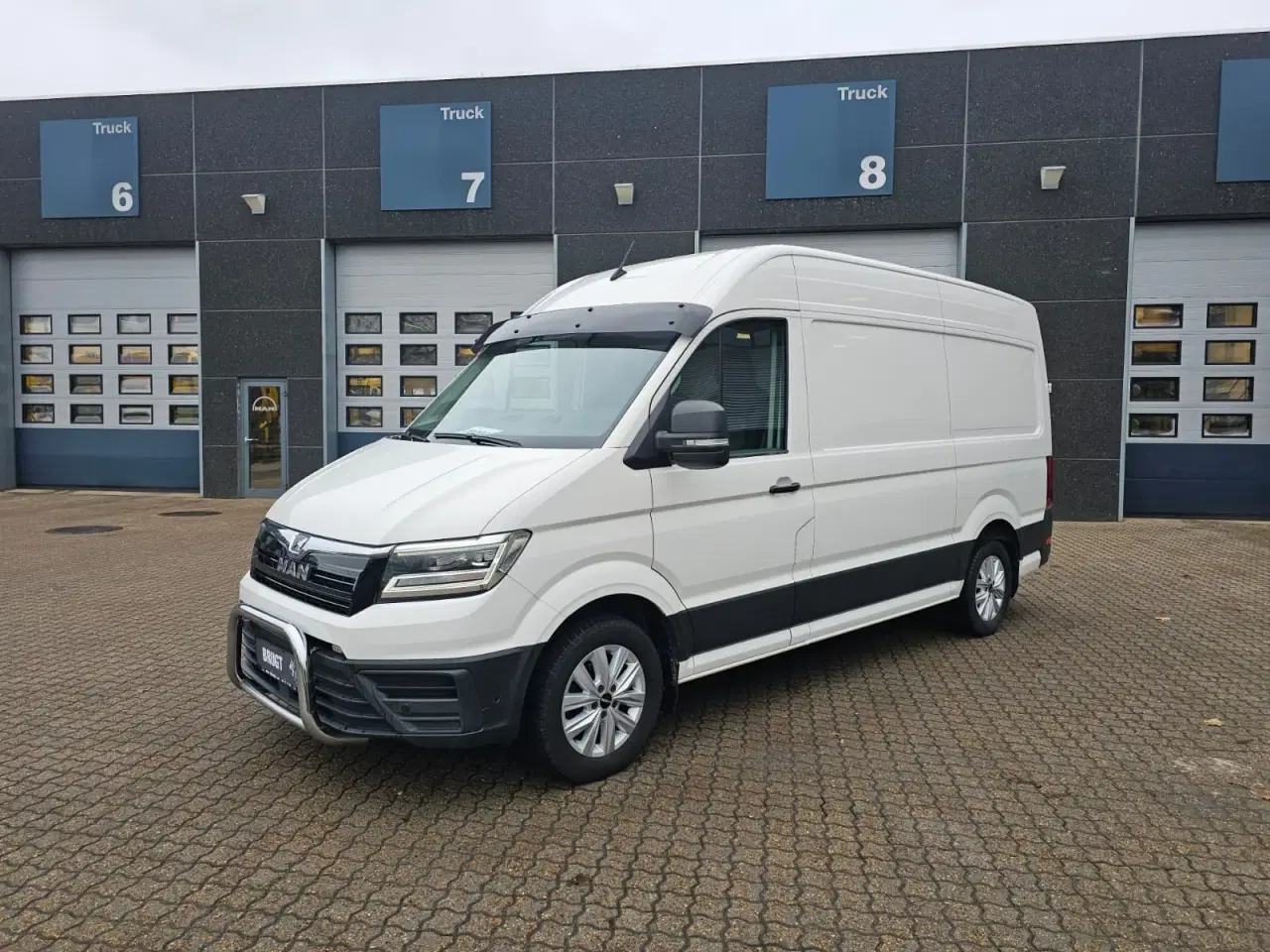 Billede 1 - MAN TGE 3.180 A8 L3H3 4X4, Kassevogn