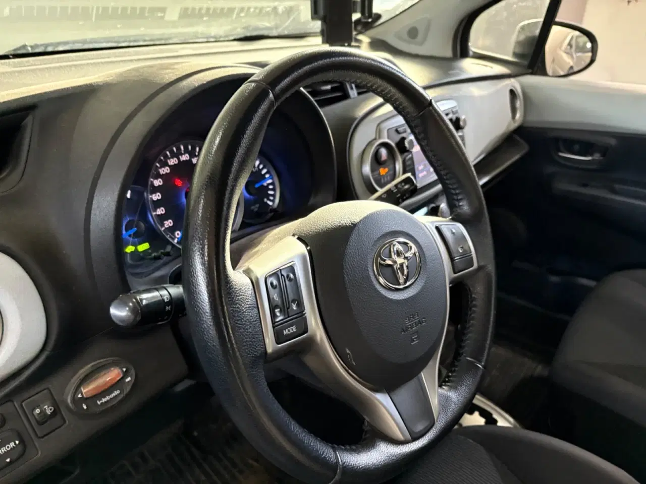 Billede 7 - Toyota Yaris 1,5 Hybrid H2 Style Touch CVT