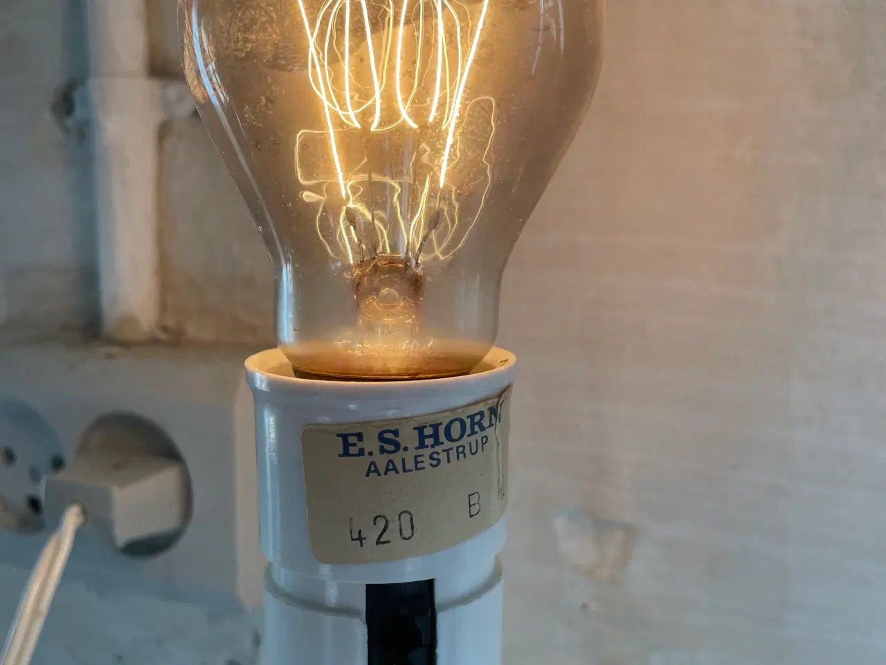 Billede 4 - Heiberg bordlampe med glødepære og skærm