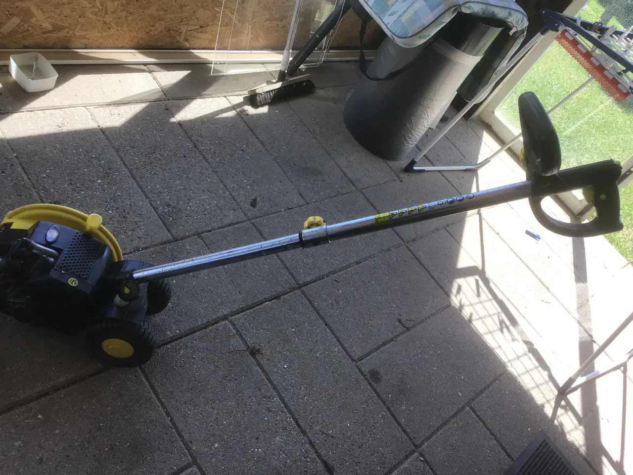 Billede 2 - Kant skære med benzin motor 
