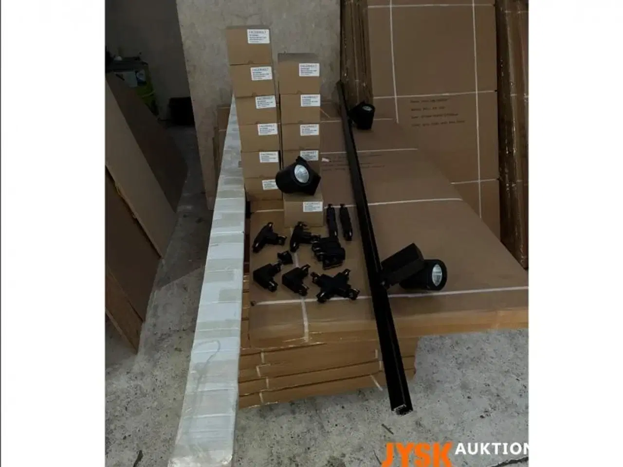 Billede 1 - PARTI med 6 stk.