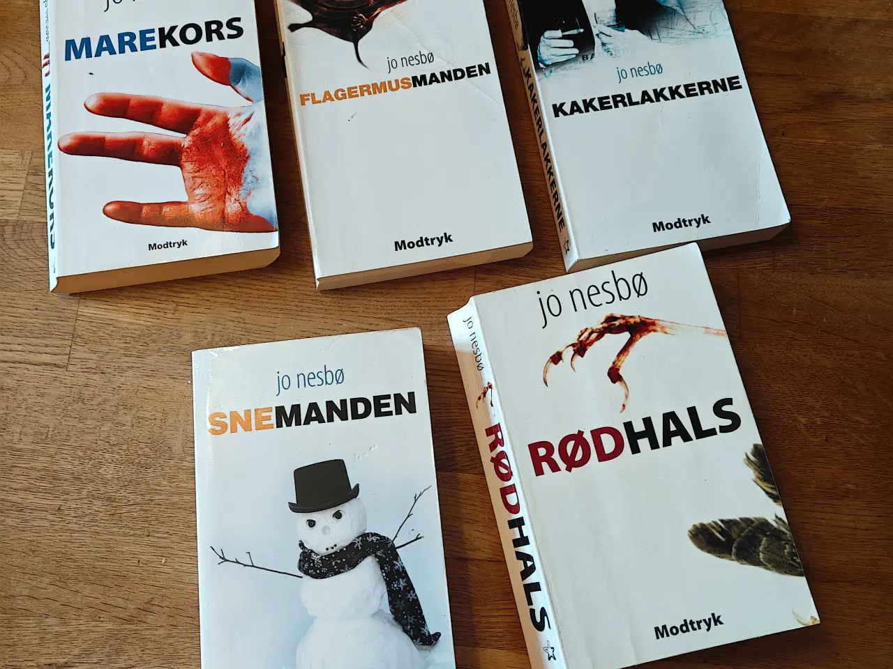 Billede 1 - Jo Nesbø Bogpakke – 5 spændende krimier