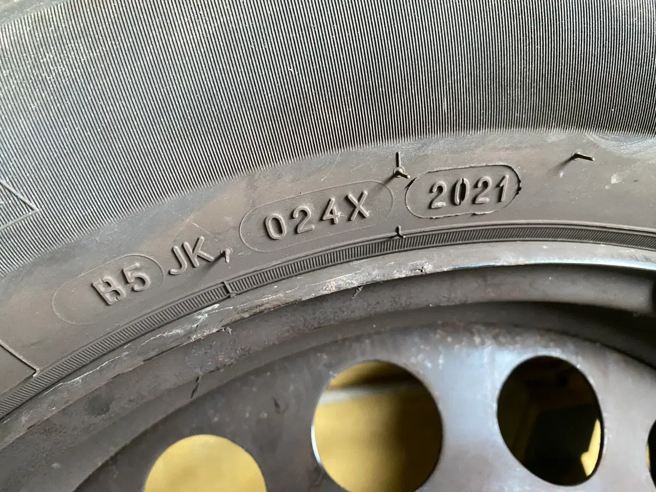 Billede 5 - Vinterdæk - tidl brugt til Opel Crossland 