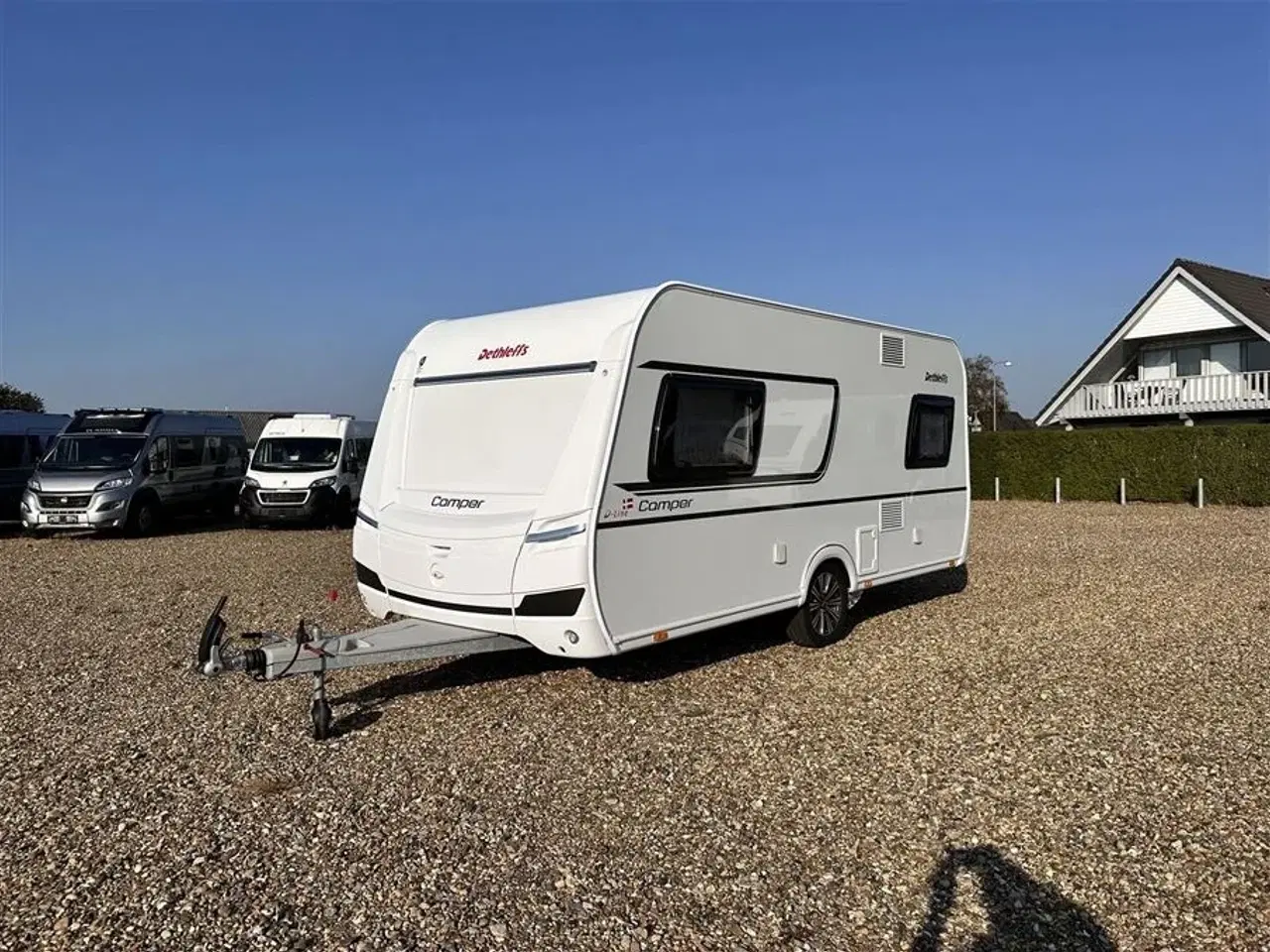 Billede 2 - 2023 - Dethleffs Camper 460 EL D-Line   Velholdt Campingvogn med enkelt senge