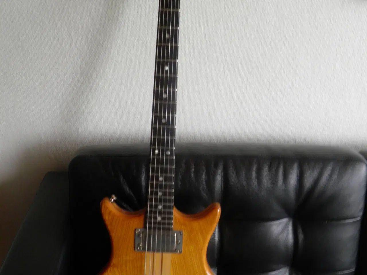 Billede 2 - Azumi elguitar ægte unik vintage