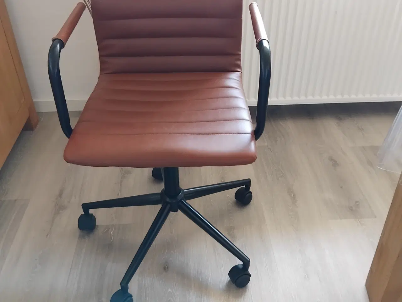 Billede 4 - Ny kontorstol Shannon fra ILVA