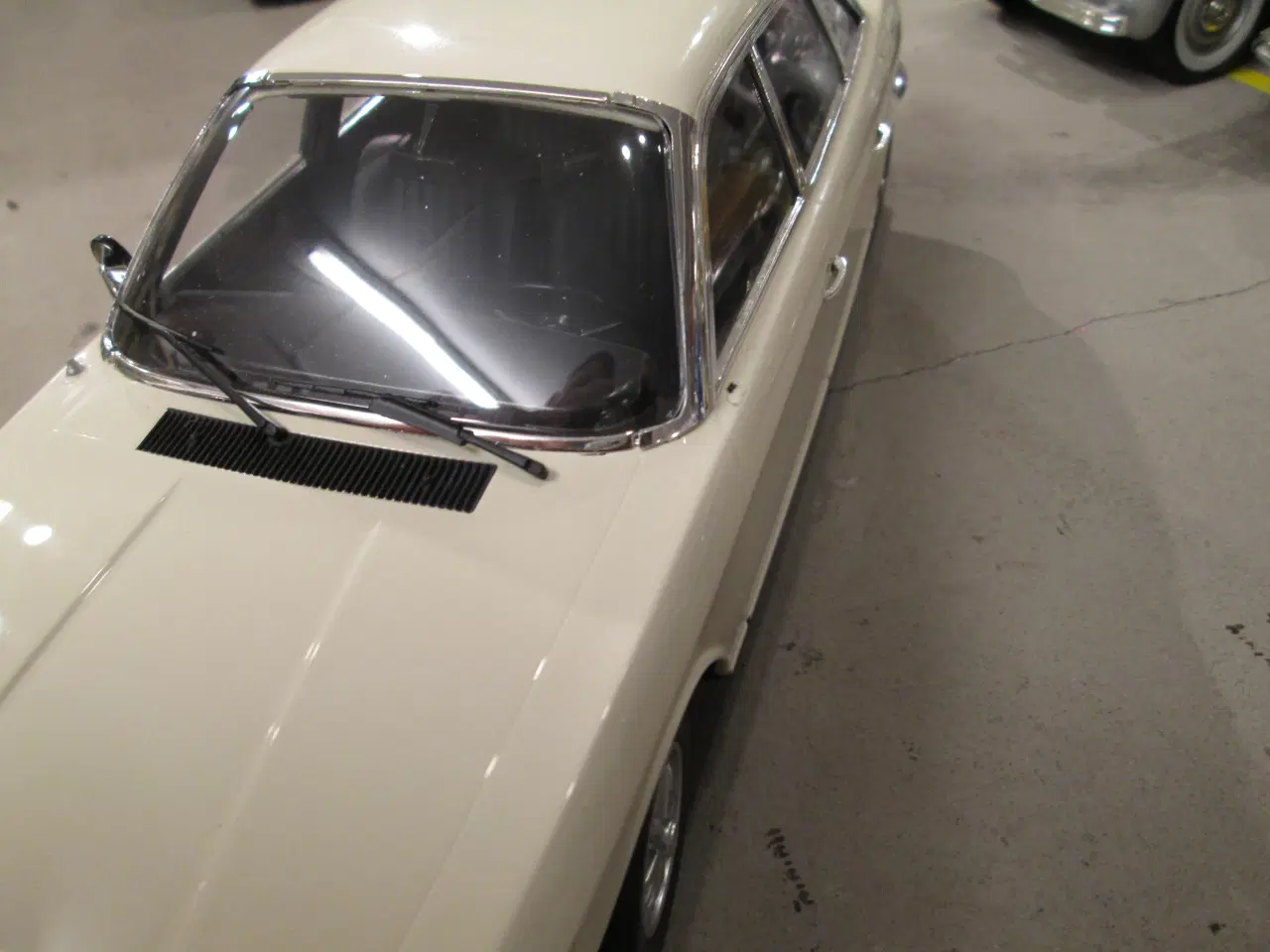 Billede 4 - Modelbil  NSU  Ro 80   Minichamps  1:18