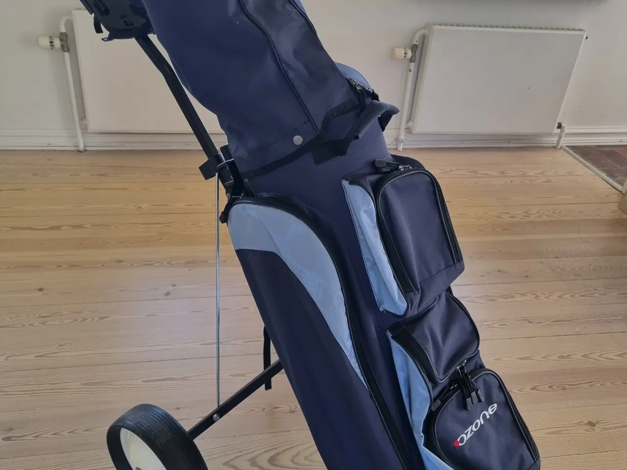 Billede 1 - Helt nyt golfsæt fra Ozone sælges aldrig brugt.